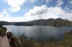 Visitando a laguna Cuicocha, uma antiga caldeira de vulcão, na região de Otavalo - Equador
